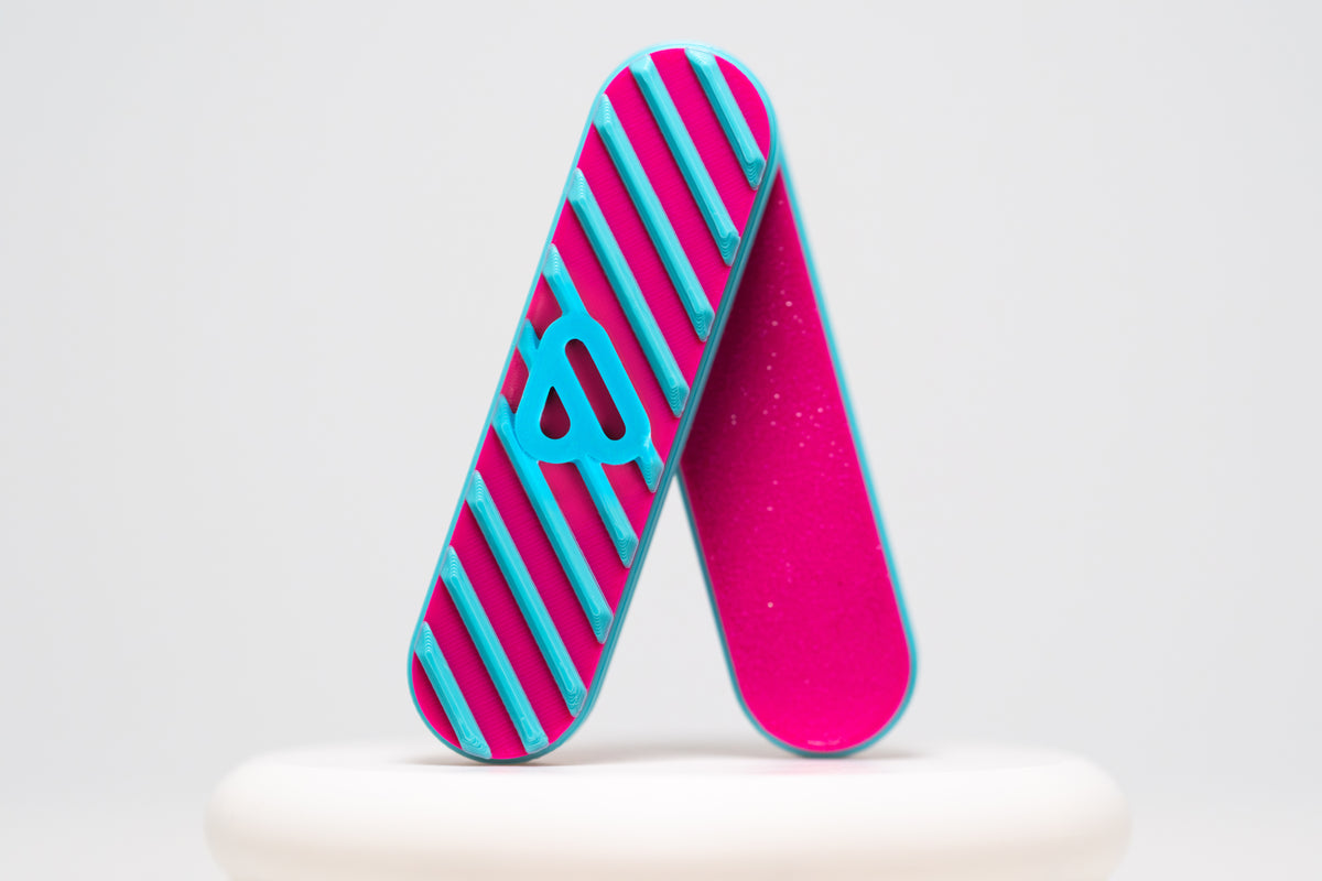 Bidgit (Magenta/Teal) with Hard Case