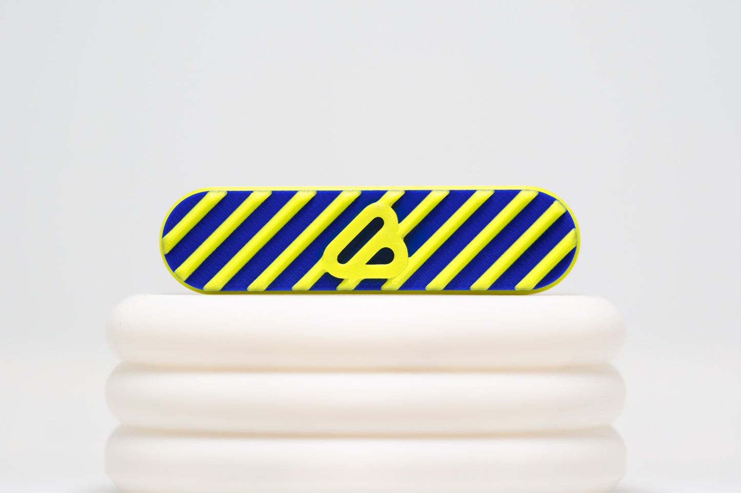 Bidgit (Blue/Lime) with Hard Case