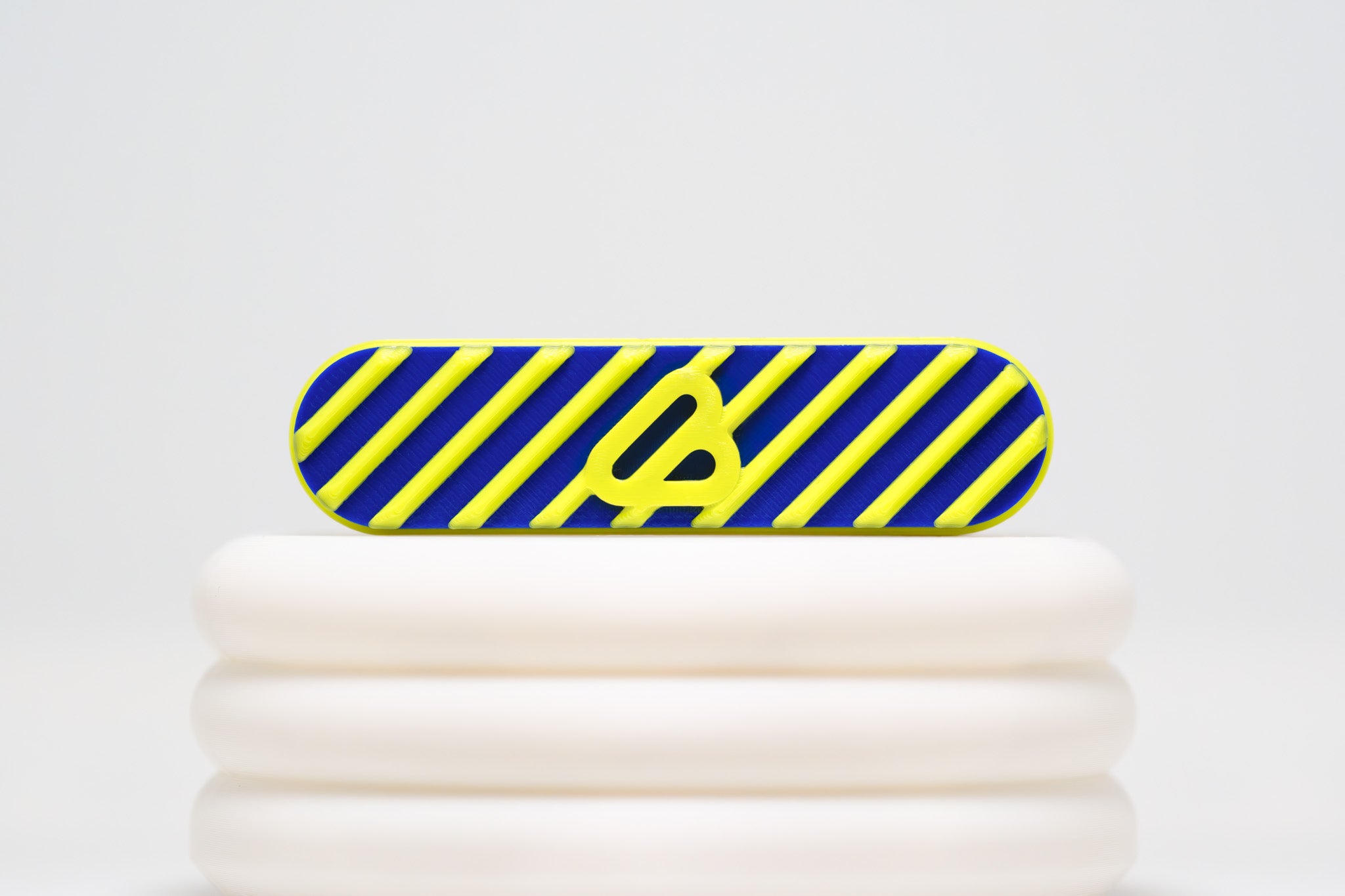 Bidgit (Blue/Lime) with Hard Case
