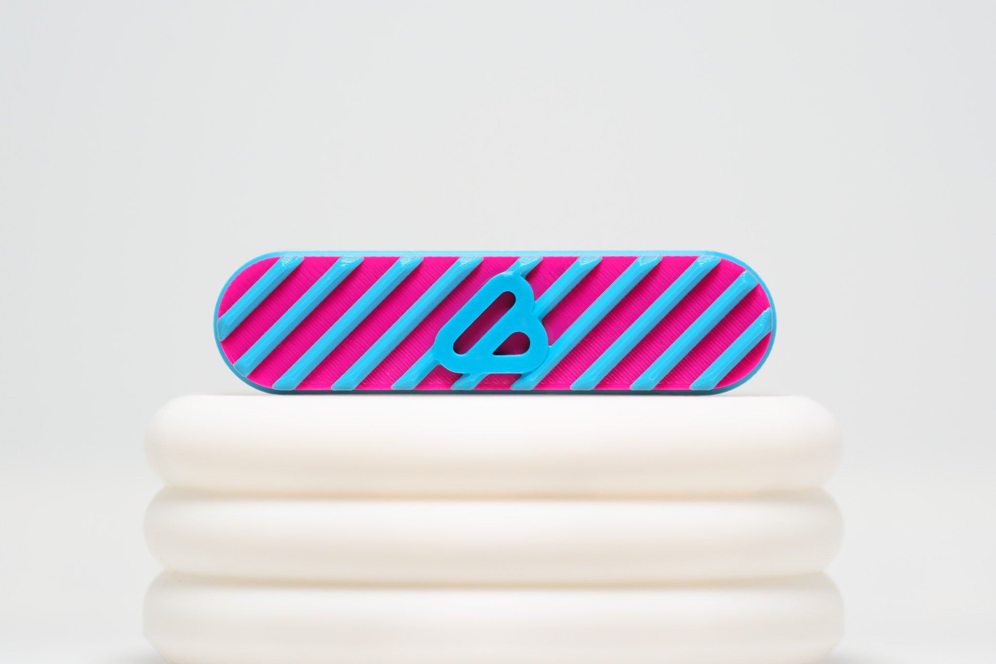 Bidgit (Magenta/Teal) with Hard Case